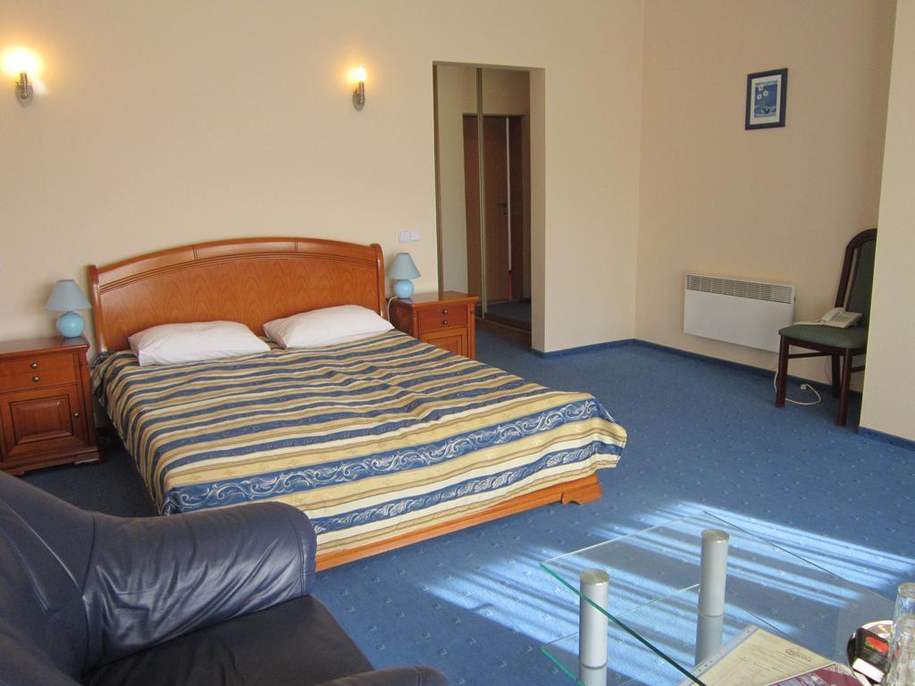 Quelle Polyana Hotel Pokój zdjęcie