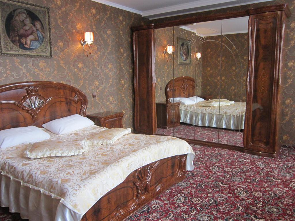 Quelle Polyana Hotel Zewnętrze zdjęcie