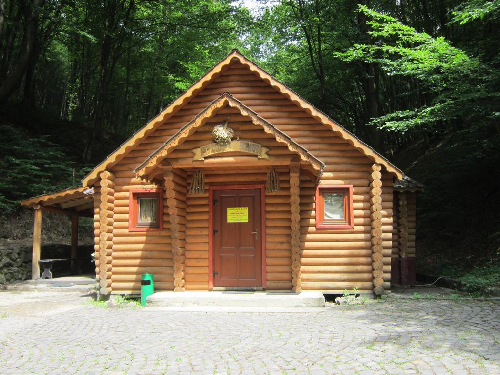 Quelle Polyana Hotel Zewnętrze zdjęcie