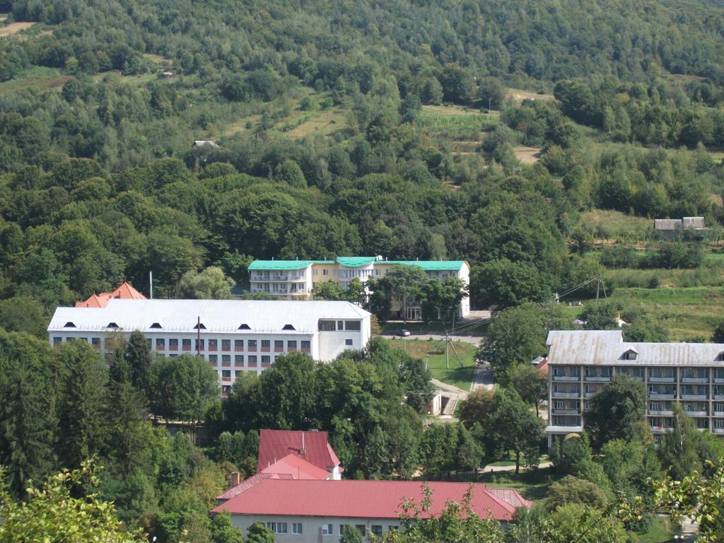 Quelle Polyana Hotel Zewnętrze zdjęcie
